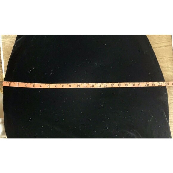 LAURA ASHLEY V-Neck Black Velvet Sleeveless Cocktail Dress Size 8 US/12 UK - Picture 9 of 9